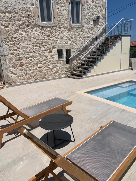 Mangata Suites Homes With Private Pools Spartokhórion Exterior foto